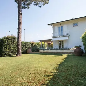  Villa Rita